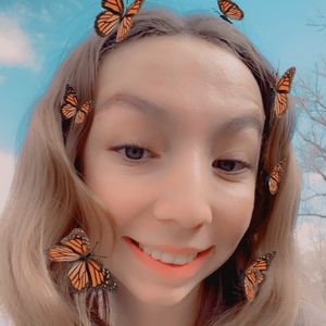 Meet your Posher, Macy